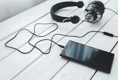 爱游戏-【直播】佩恩：你不报点？九尾：自己不会看小地图？这种事教练都不会说我